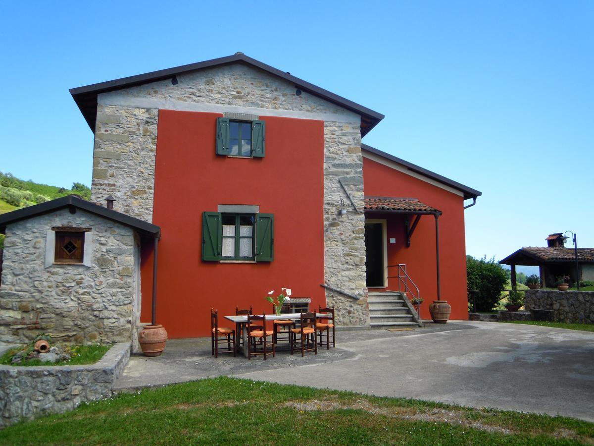 B&B Casale Dorando Барга Екстериор снимка